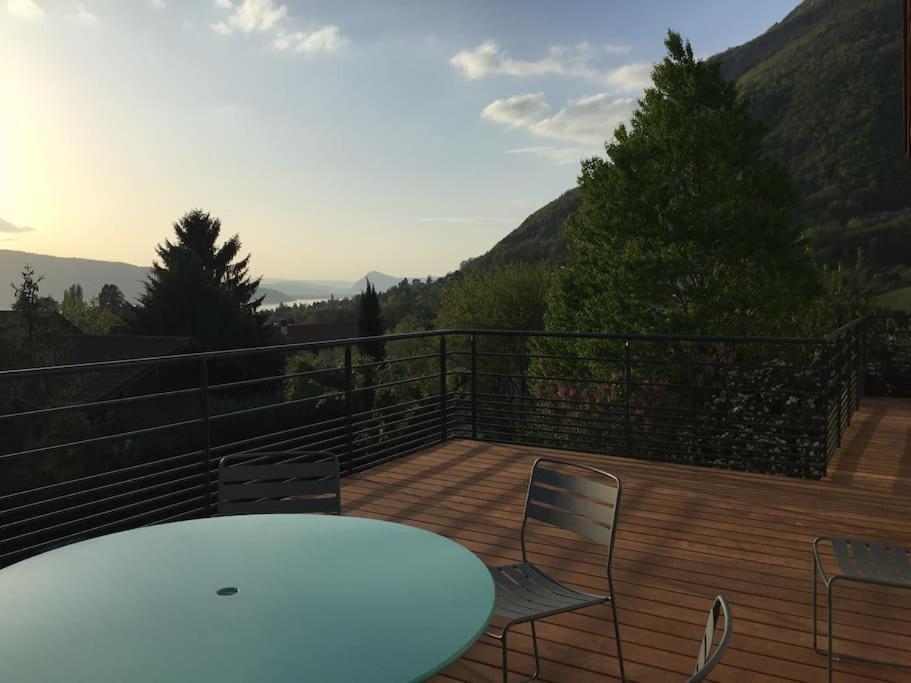 Maison De Vacances 220M2 Vue Lac Et Chateau Menthon-Saint-Bernard Luaran gambar
