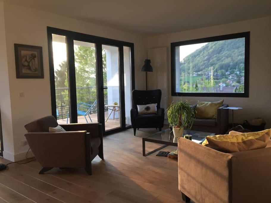 Maison De Vacances 220M2 Vue Lac Et Chateau Menthon-Saint-Bernard Luaran gambar