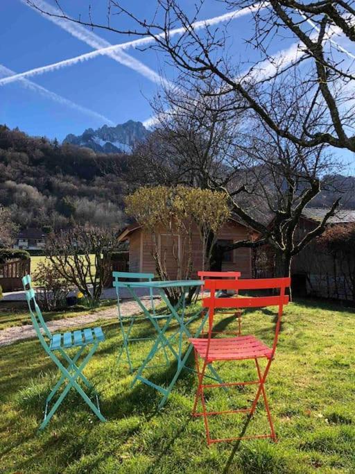 Maison De Vacances 220M2 Vue Lac Et Chateau Menthon-Saint-Bernard Luaran gambar